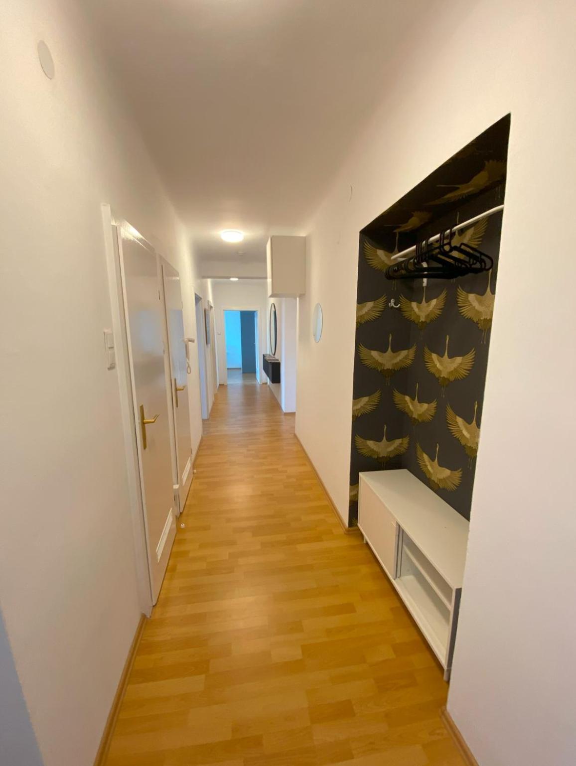 Anzotika Central Apartment, Wina Bagian luar foto