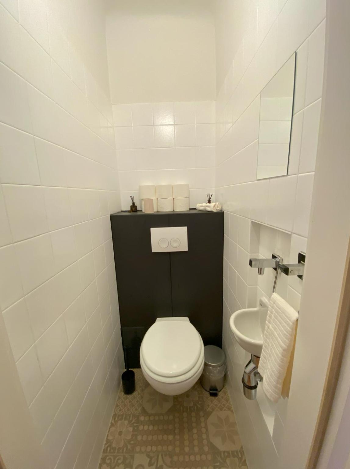 Anzotika Central Apartment, Wina Bagian luar foto
