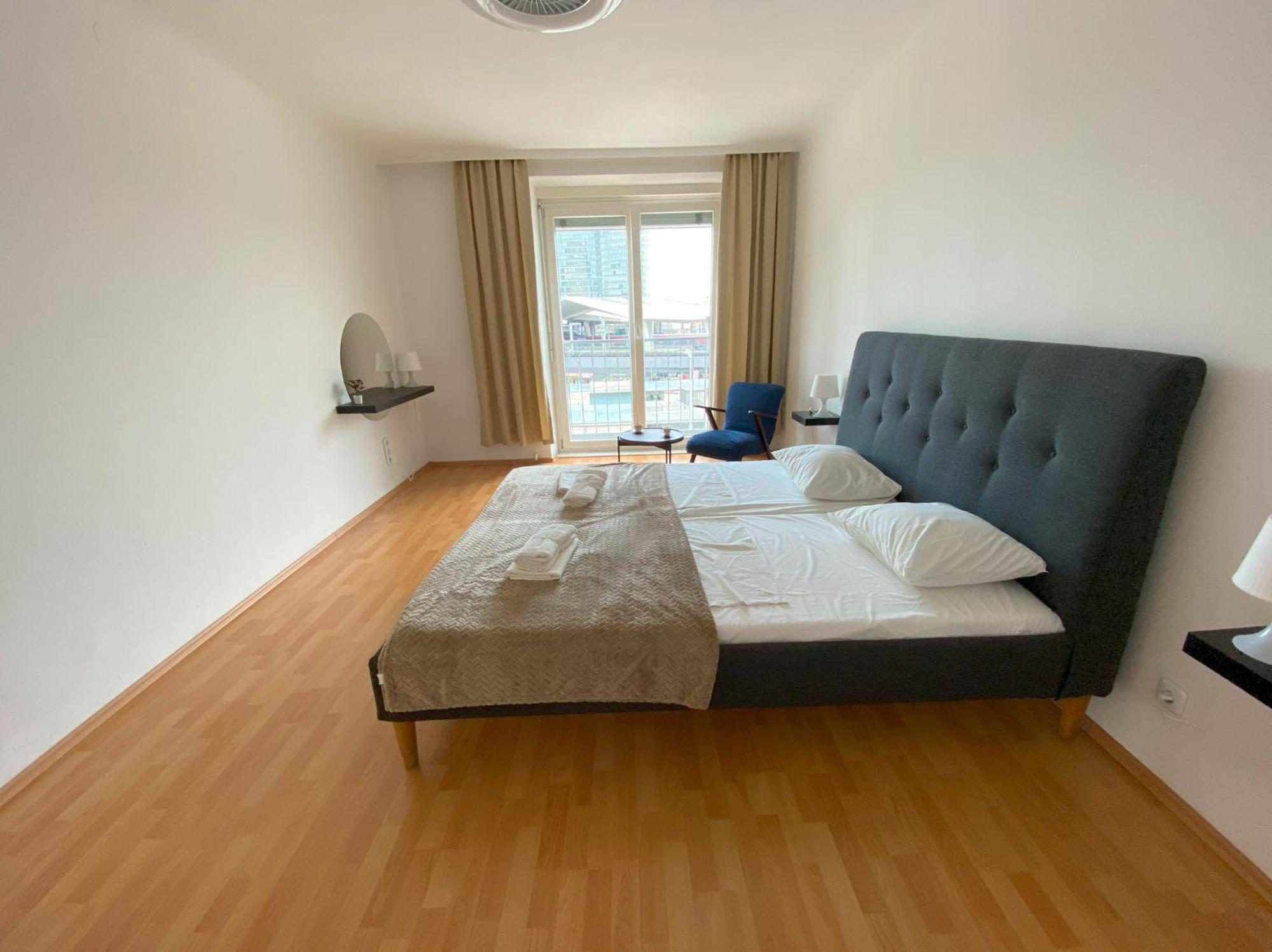 Anzotika Central Apartment, Wina Bagian luar foto